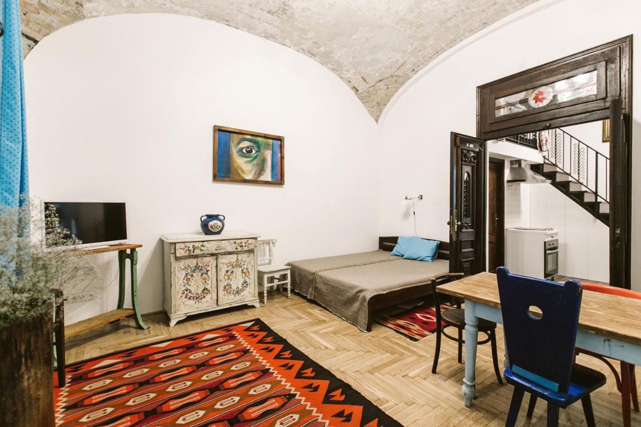 The Chapel - History, Tradition, Luxury Budapest Luaran gambar
