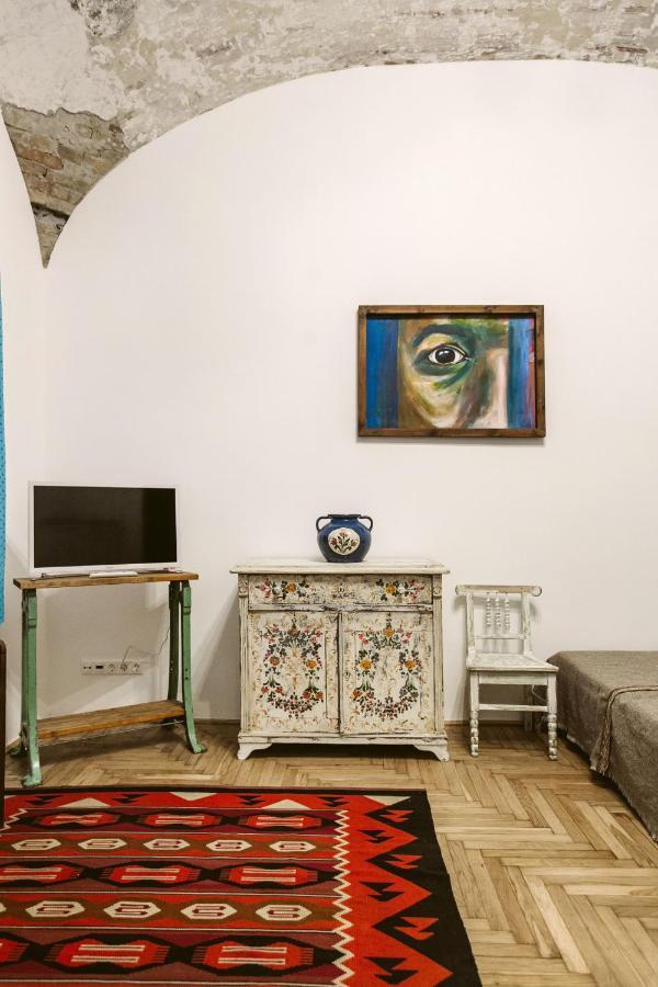 The Chapel - History, Tradition, Luxury Budapest Luaran gambar